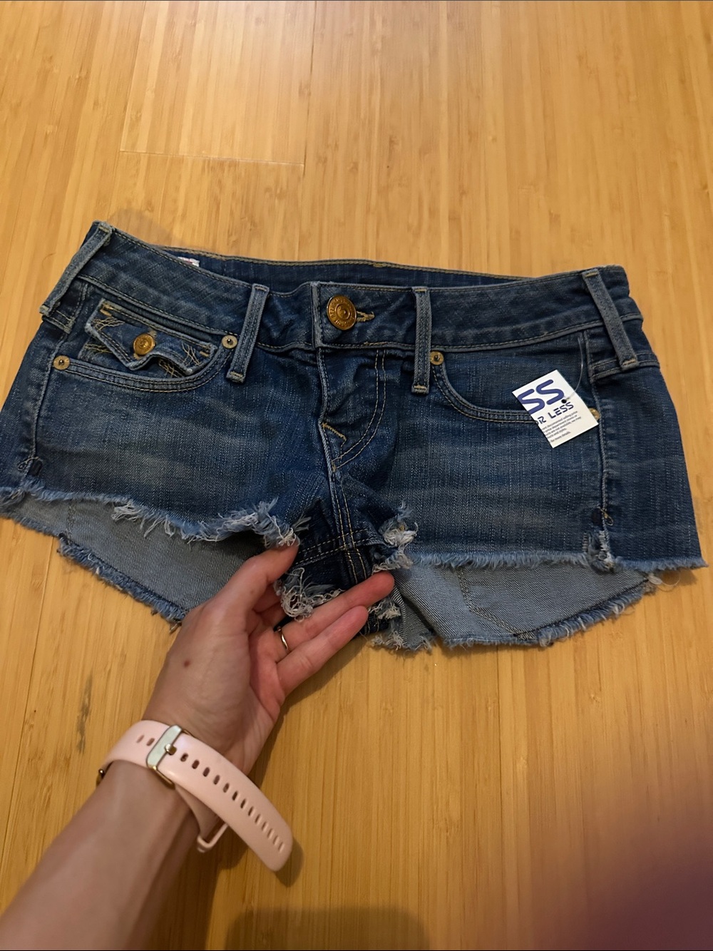 🌻Nwt true religion short size 25